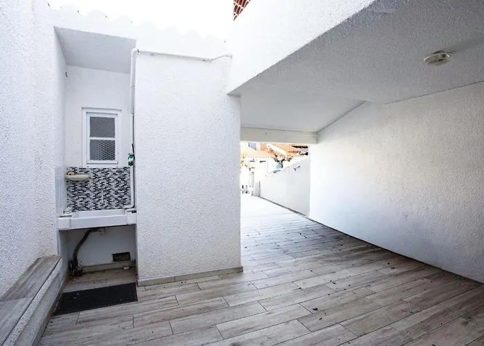 Les Moineaux By Interhome Sainte-Marie-la-Mer